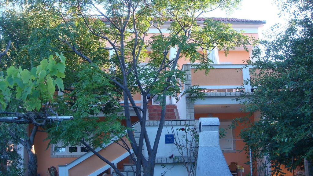 Apartments Valentino Supetarska Draga Kültér fotó