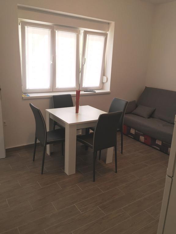 Apartments Valentino Supetarska Draga Kültér fotó