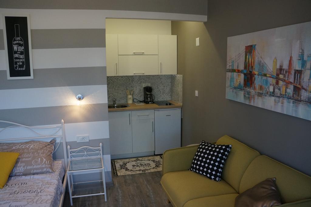 Apartments Valentino Supetarska Draga Kültér fotó